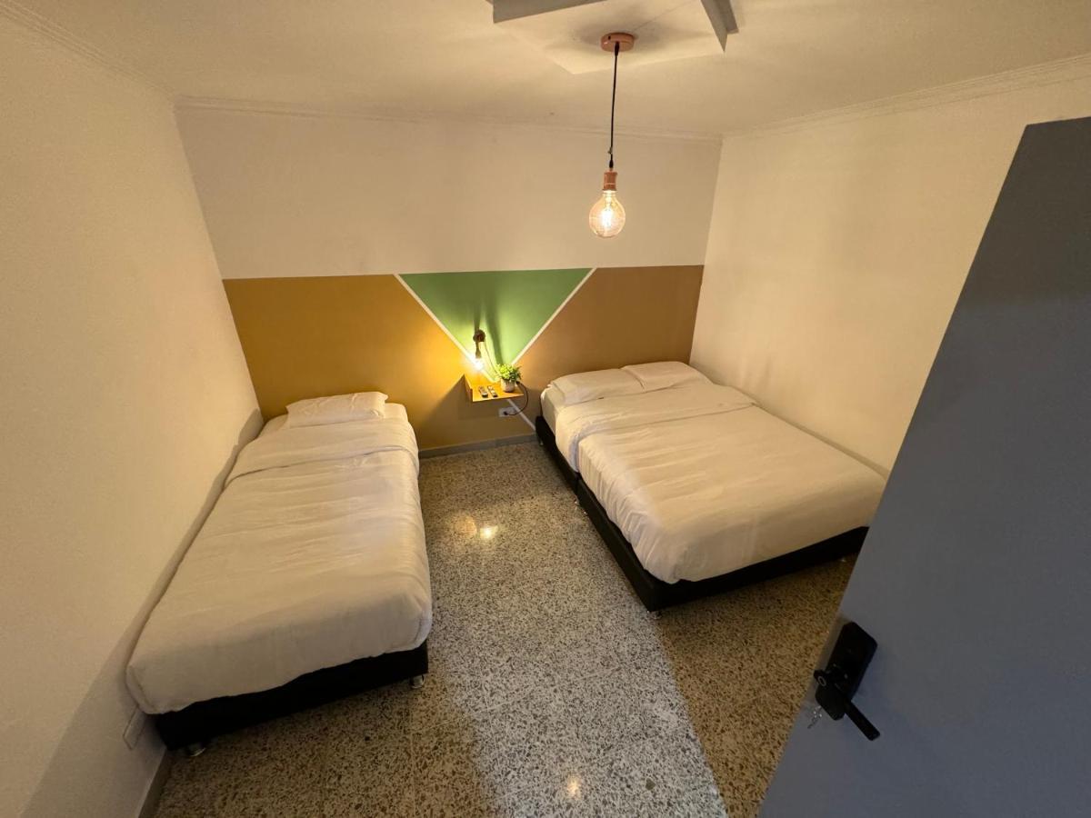 فندق Rustik House ميديلين المظهر الخارجي الصورة