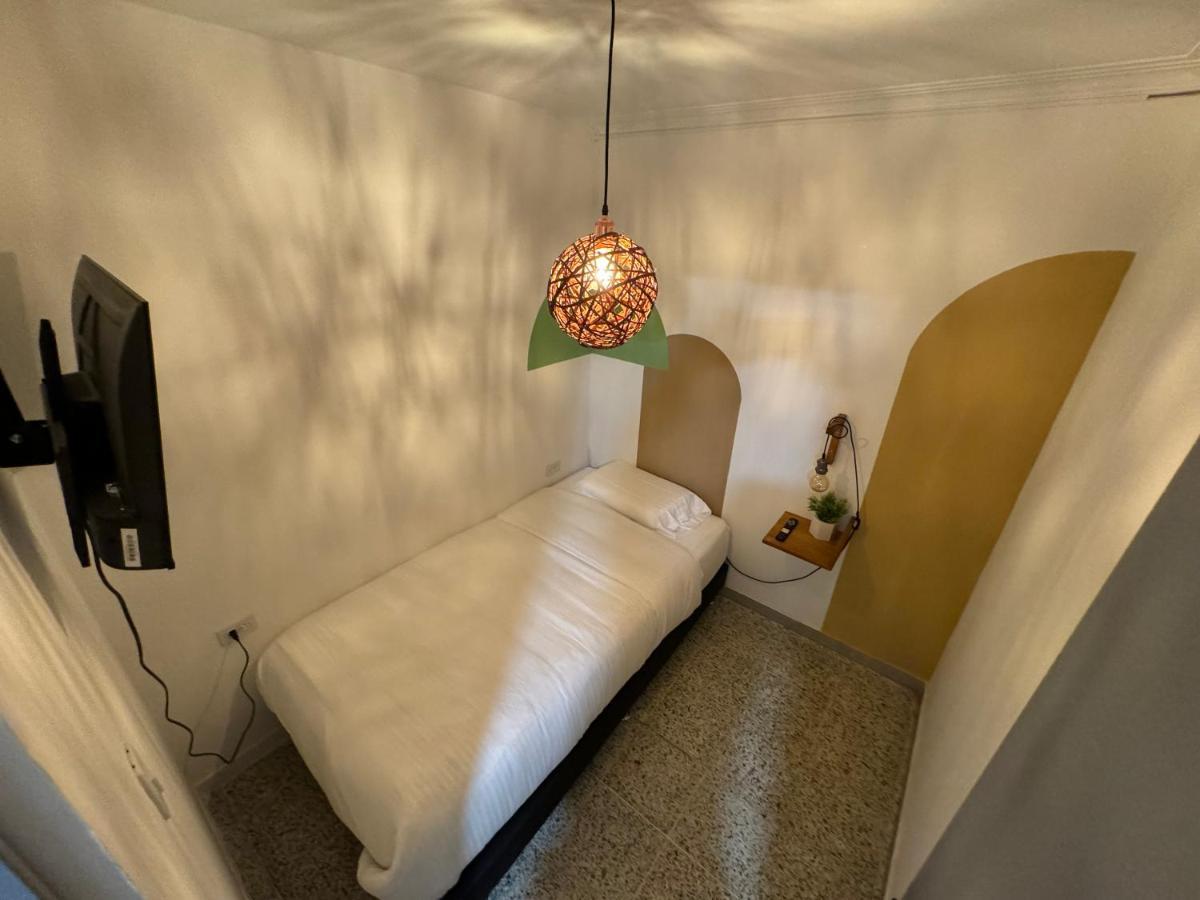 فندق Rustik House ميديلين المظهر الخارجي الصورة