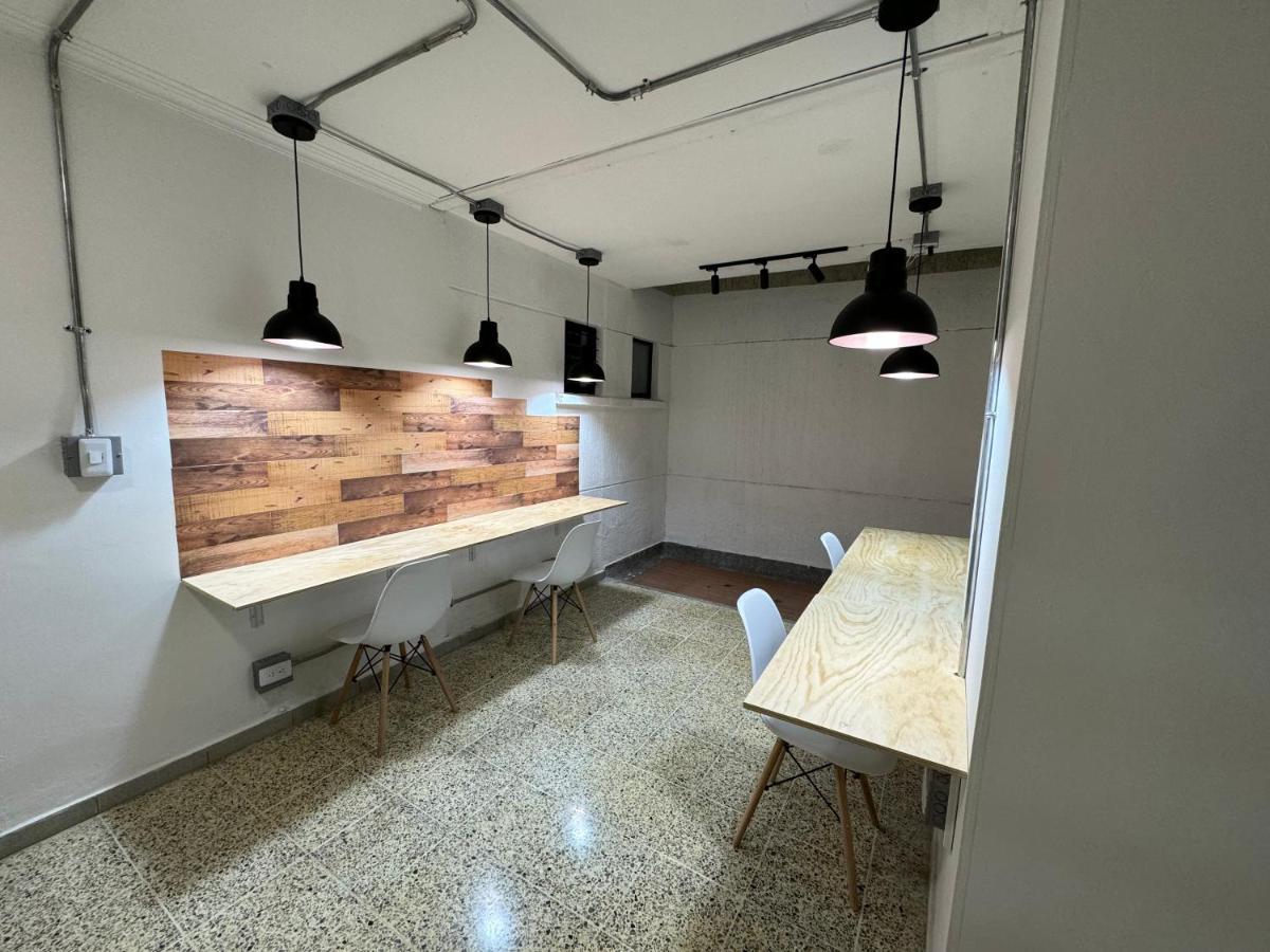 فندق Rustik House ميديلين المظهر الخارجي الصورة