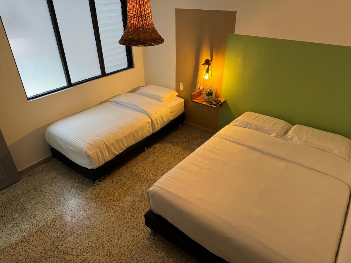 فندق Rustik House ميديلين المظهر الخارجي الصورة