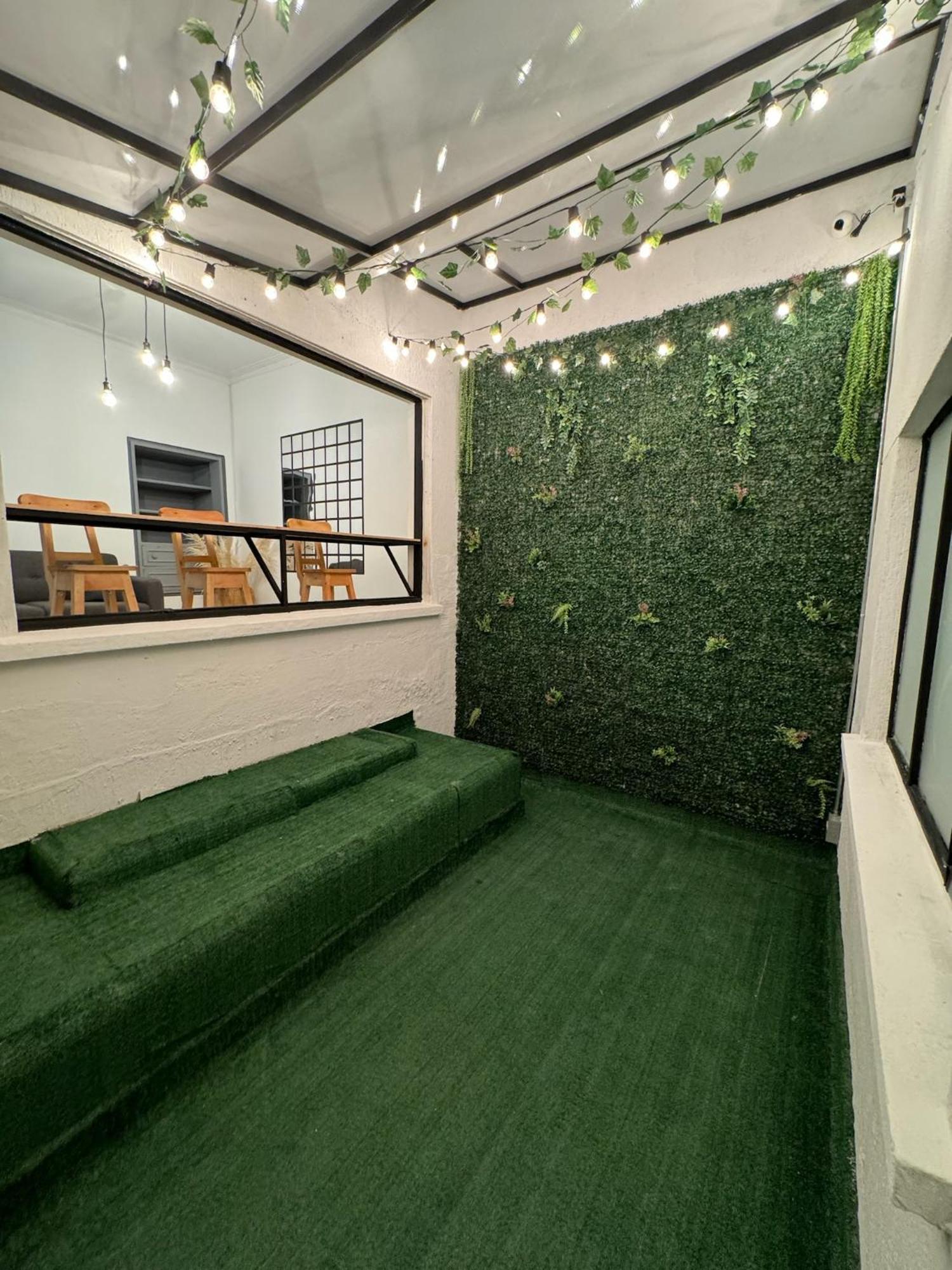 فندق Rustik House ميديلين المظهر الخارجي الصورة